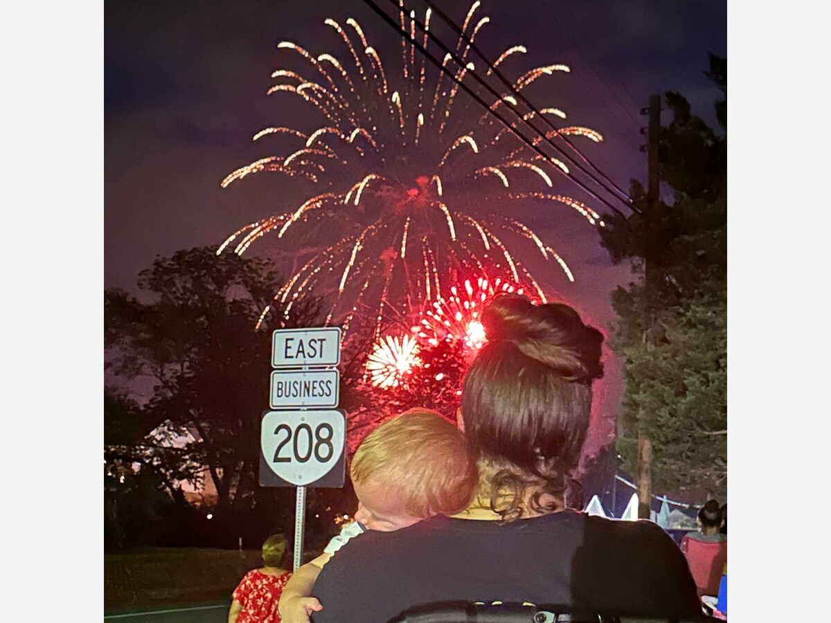Spotsylvania Stars and Stripes Fireworks Fill The Night’s Sky