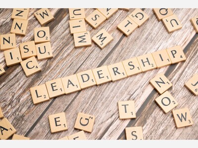 Public Agenda: Ethical Pragmatism In Public Administration:  A Practical Path That Works For Everyone by Dr Shellie Bowman Sr. 