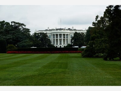 Public Agenda: Anatomy of A Strategic Public Leader: Reconstructing Executive Capacity in Modern Governance by Dr Shellie Bowman 